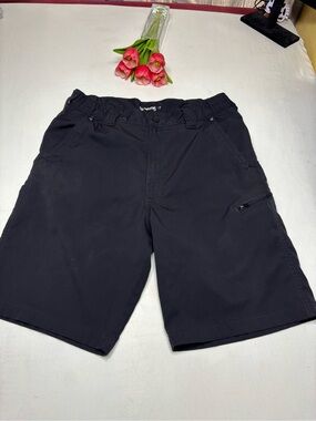 Wrangler Mens Outdoor Series
Cargo Shorts Black no size only measurements